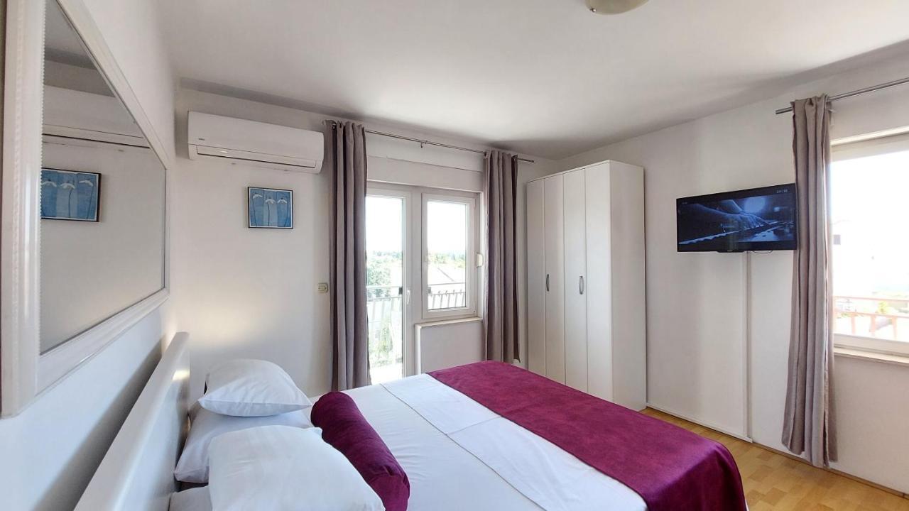 Sea Side Apartments Vodice Zewnętrze zdjęcie