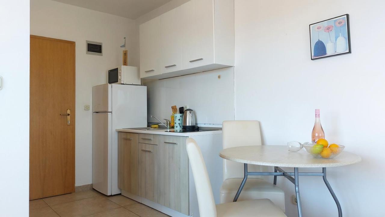 Sea Side Apartments Vodice Zewnętrze zdjęcie