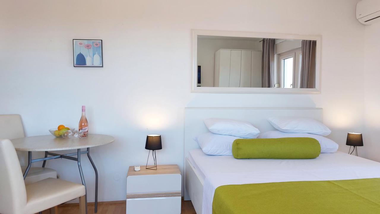 Sea Side Apartments Vodice Zewnętrze zdjęcie